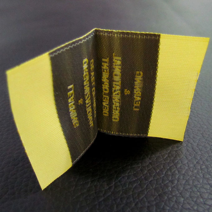 L'abito tessuto logo su ordinazione di arte identifica le etichette di cucito tessute personali