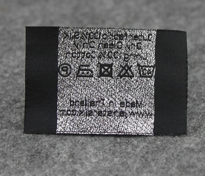 Etichette tessute su misura del collo per le etichette tessute spazio in bianco dell'abbigliamento dell'abito del bambino
